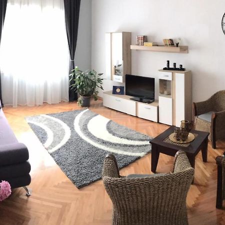 Apartment Mahonia Спліт Екстер'єр фото